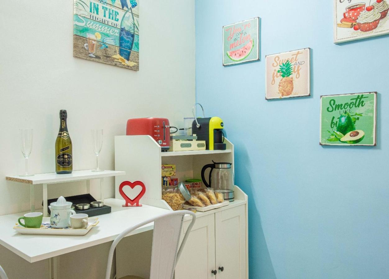 Little House Camilla Apartment เนเปิลส์ ภายนอก รูปภาพ